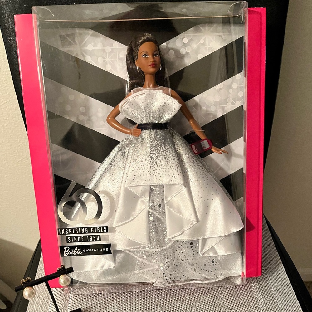 BARBIE 60th SIGNATURE ANNIVERSARY NIB AUTHENTIC AFRICAN AMERICA COLLECTO…